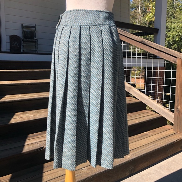 Vintage Waterville pleated skirt - Picture 4 of 9